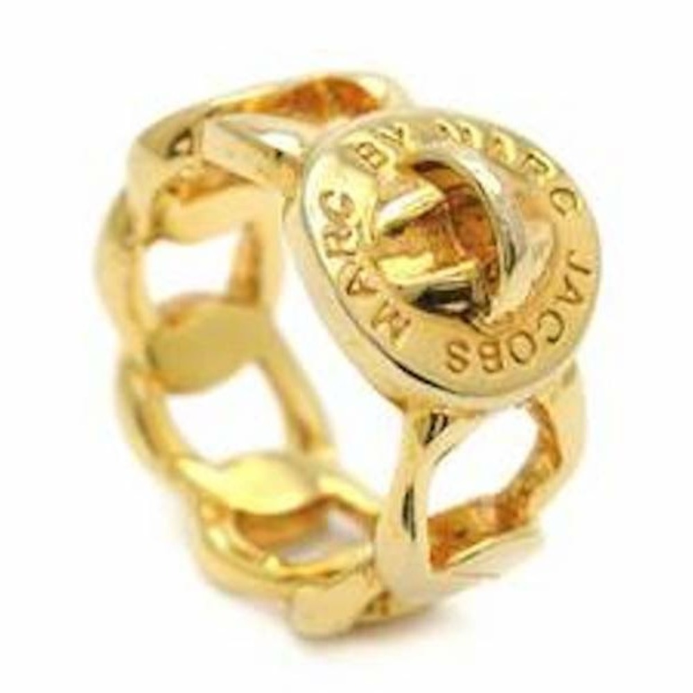 NWT Marc by Marc Jacobs Turnlock Gold Tone Link Ring size S/M
